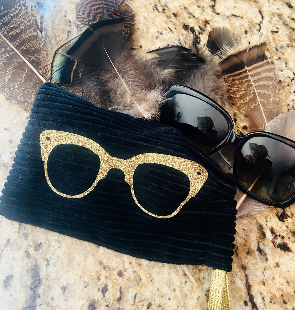 Étui à lunettes velours • Parisienne.kom •