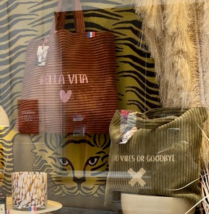 Cabas velours • Message paillettes • Parisienne.Kom • – Image 2