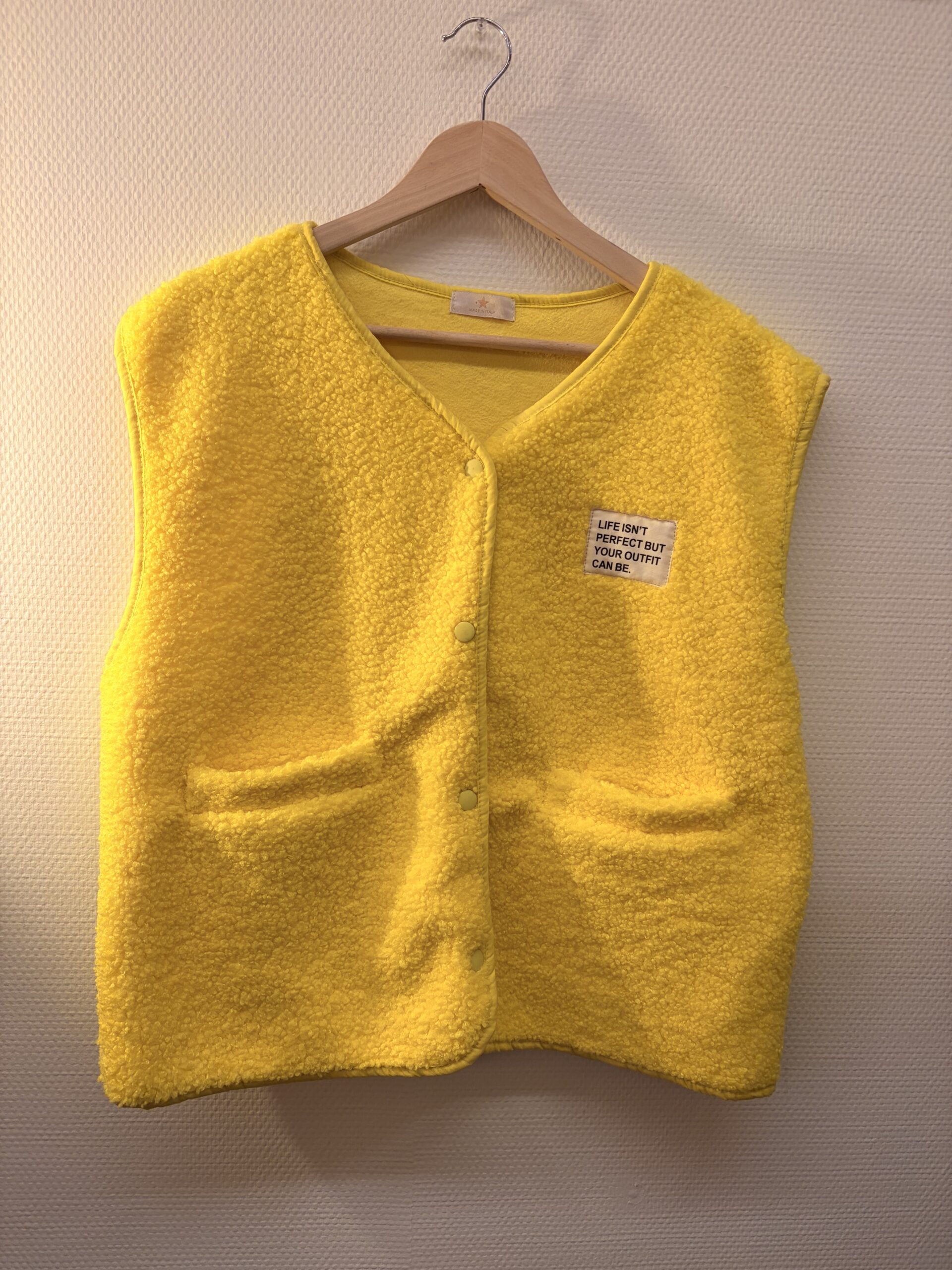 Gilet sans Manches Sherpa Patch Message – Image 4